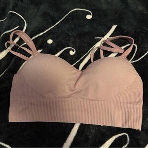 PINK Victoria's Secret sports bra